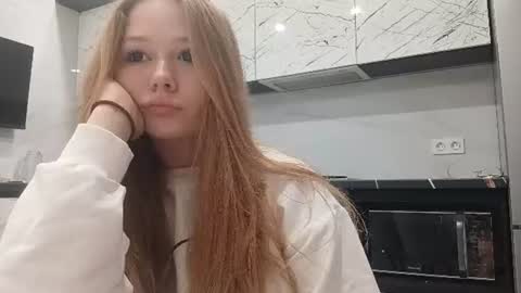 Karina online show from 06/12/26, 04:28