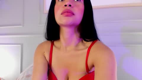 Snapshot of kary_bm chatting on 10/24/25, 07:43 Kary  online show from 10/24/25, 07:43