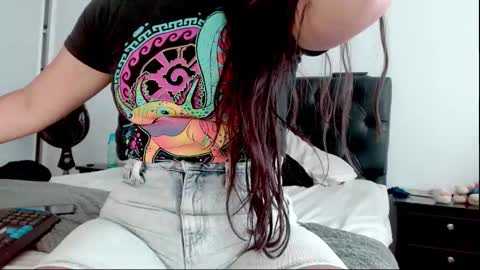 karime online show from 09/15/25, 02:39