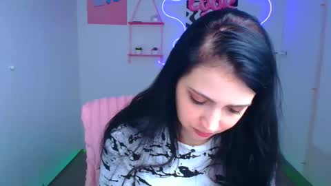 Snapshot of karyna_joy chatting on 02/03/26, 06:40 Karyna online show from 02/03/26, 06:40