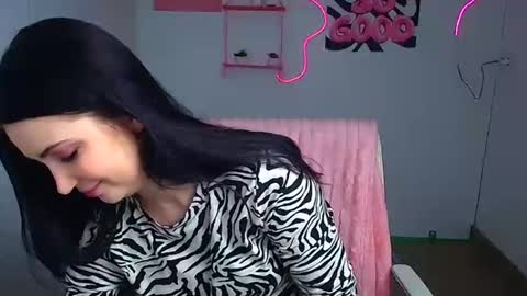 Snapshot of karyna_joy chatting on 02/23/26, 12:35 Karyna online show from 02/23/26, 12:35