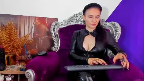 Snapshot of kasandrahayes chatting on 05/26/26, 06:42 Miss K. online show from 05/26/26, 06:42