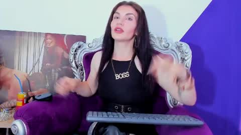 Snapshot of kasandrahayes chatting on 05/29/26, 04:43 Miss K. online show from 05/29/26, 04:43