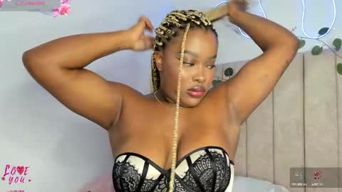 Snapshot of kaseydelvey chatting on 10/07/25, 09:45 online show from 10/07/25, 09:45