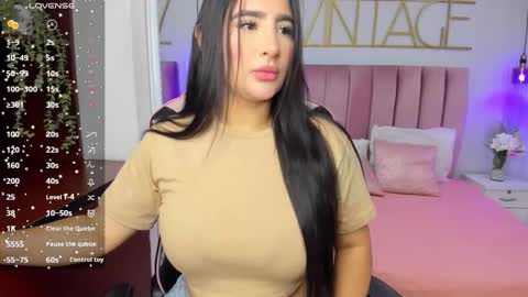 kaseythompson online show from 10/21/25, 12:06