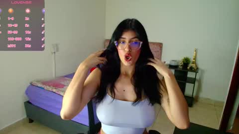 Kassandra online show from 12/04/25, 01:48