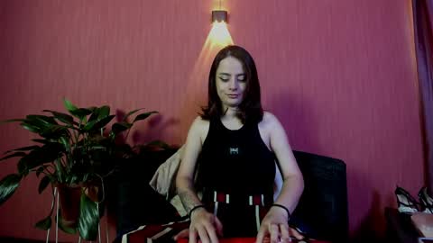 kassandra james online show from 06/07/26, 06:55