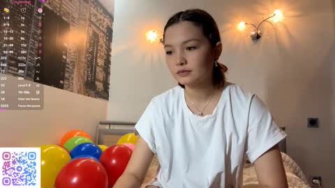 Kira online show from 09/13/25, 10:26