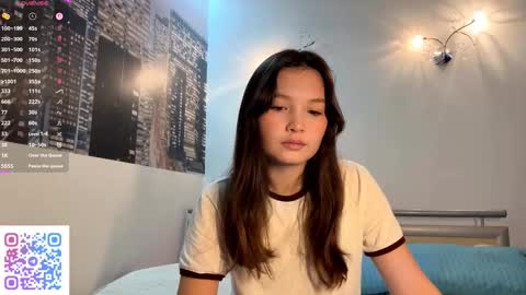 Kira online show from 09/27/25, 08:19