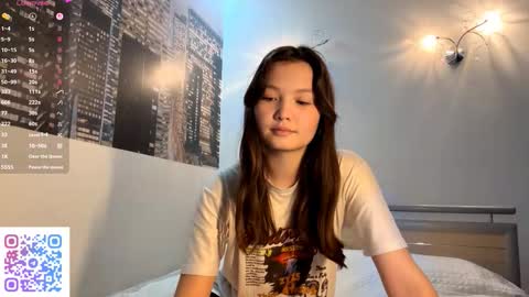 Kira online show from 09/28/25, 10:09