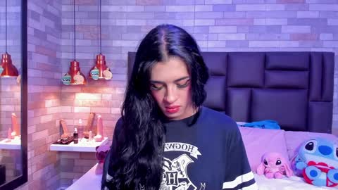 Snapshot of kassandraweked chatting on 12/11/24, 12:02 Kassandra Weked online show from 12/11/24, 12:02