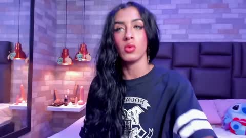 Snapshot of kassandraweked chatting on 12/11/24, 04:42 Kassandra Weked online show from 12/11/24, 04:42