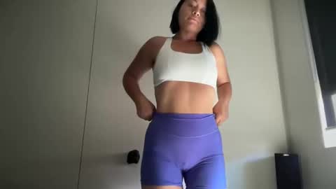 Snapshot of kat1987 chatting on 12/09/24, 06:34 Kat online show from 12/09/24, 06:34