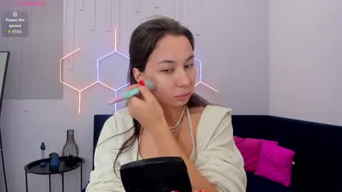 Snapshot of kat__cat chatting on 04/30/26, 01:34 kat__cat online show from 04/30/26, 01:34