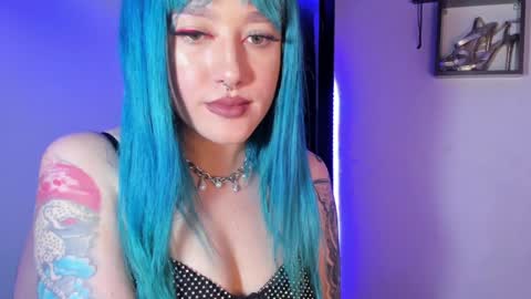 Snapshot of kat_apple chatting on 01/04/25, 12:37 Alicia online show from 01/04/25, 12:37