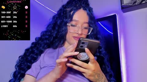 Snapshot of kat_apple chatting on 02/04/25, 01:34 Alicia online show from 02/04/25, 01:34