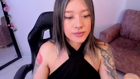 Alicia online show from 05/15/26, 07:54
