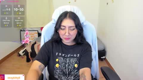 Snapshot of kat_ly_chan chatting on 10/12/25, 03:49 Kat       online show from 10/12/25, 03:49