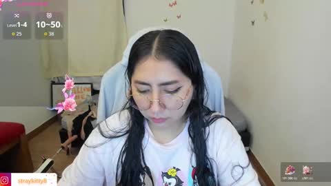 Snapshot of kat_ly_chan chatting on 11/09/25, 04:49 Kat online show from 11/09/25, 04:49