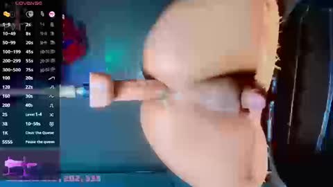 kata_bitch online show from 09/15/25, 04:40