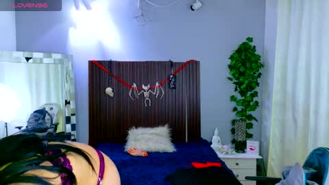 kate online show from 10/26/25, 01:17