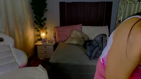 Snapshot of kataleya_29 chatting on 11/27/25, 03:14 kate online show from 11/27/25, 03:14