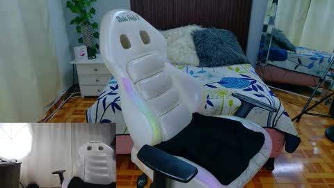 Snapshot of kataleya_29 chatting on 12/15/25, 09:08 kate online show from 12/15/25, 09:08