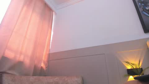 kataleya_zuluaga online show from 02/01/25, 03:18
