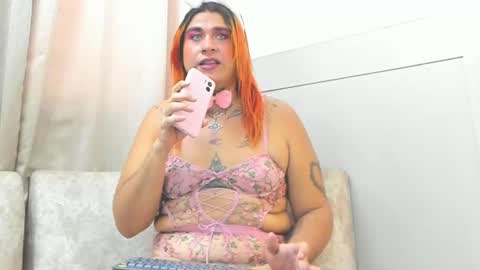 kataleya_zuluaga online show from 02/05/25, 02:16