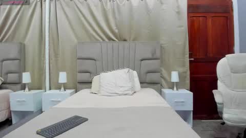 kataleya_zuluaga online show from 02/20/25, 03:12