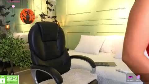 Kat online show from 10/17/25, 11:35