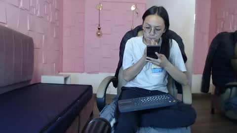 Katalina online show from 03/17/26, 01:47