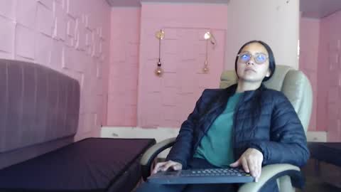 Katalina online show from 03/24/26, 01:49