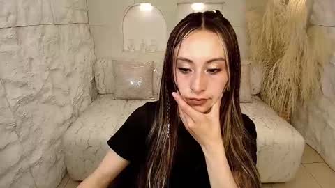 Snapshot of katalina_r chatting on 01/17/26, 02:49 Katalina online show from 01/17/26, 02:49
