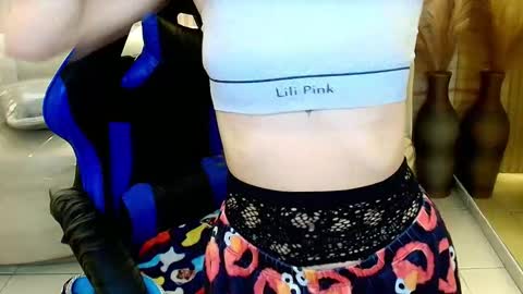 Snapshot of katalina_r chatting on 02/08/26, 03:15 Katalina online show from 02/08/26, 03:15