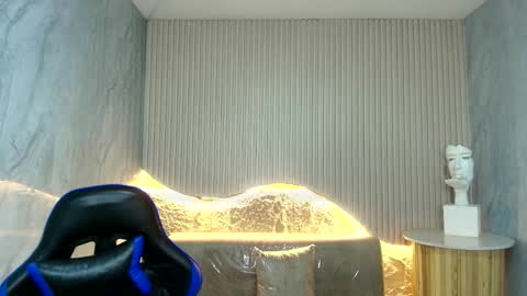 Snapshot of katalina_r chatting on 02/18/26, 03:02 Katalina online show from 02/18/26, 03:02