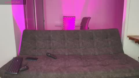 Snapshot of katalinaaswad chatting on 10/24/25, 05:37 katalinaaswad online show from 10/24/25, 05:37