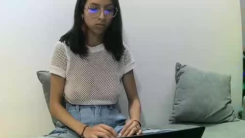 Katalleya and Steban online show from 12/18/24, 05:26