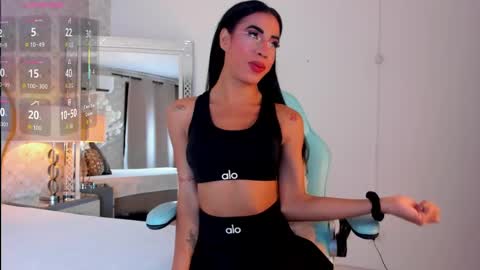 Kata Millants online show from 09/12/25, 06:02