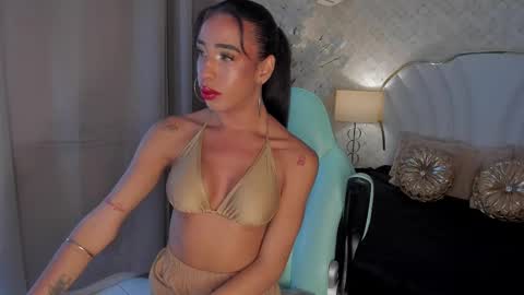 Kata Millants online show from 10/01/25, 05:24