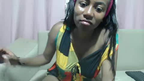 katanahlove online show from 01/14/25, 04:08