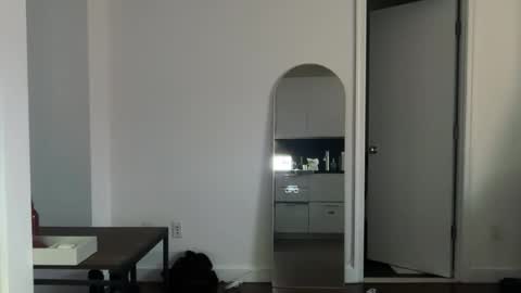 Snapshot of katarasimon chatting on 10/14/25, 03:02 katarasimon online show from 10/14/25, 03:02