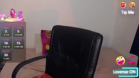 Carla Palmer online show from 10/12/25, 02:10