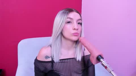 Kate  online show from 09/28/25, 09:25