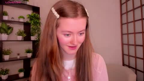 Kate online show from 11/19/25, 02:22