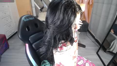 kate_lawrence_ online show from 01/29/25, 08:18