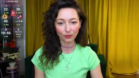 Snapshot of kate_millersi chatting on 05/13/26, 11:29 Kare online show from 05/13/26, 11:29