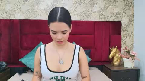 Snapshot of kate_morgan_ chatting on 11/10/25, 07:46 Kate online show from 11/10/25, 07:46