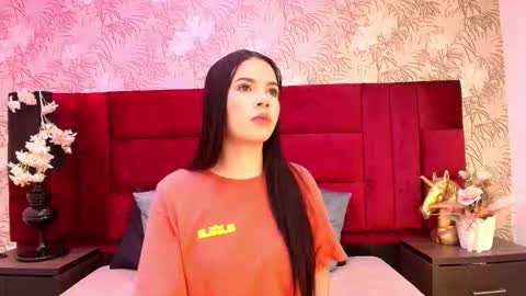 Snapshot of kate_morgan_ chatting on 11/25/25, 07:25 Kate online show from 11/25/25, 07:25