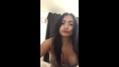 Danna online show from 12/15/25, 10:47